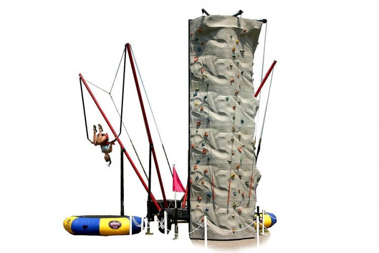 V3 Bungee Trampoline (3 ppl) /Rockwall (4 ppl)