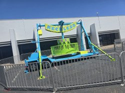 Reckless Carnival Ride incl 1 staff